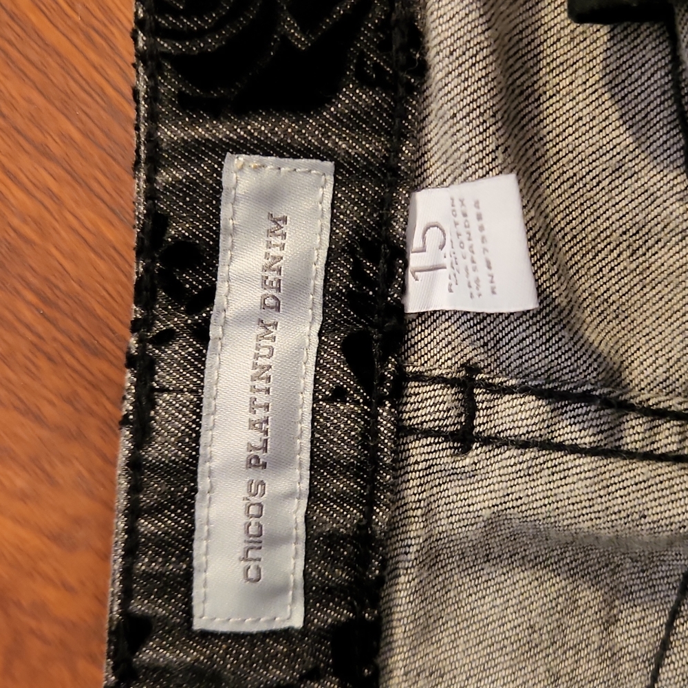 Chico’s jeans size 1.5  velvet rose black print - Picture 10 of 11
